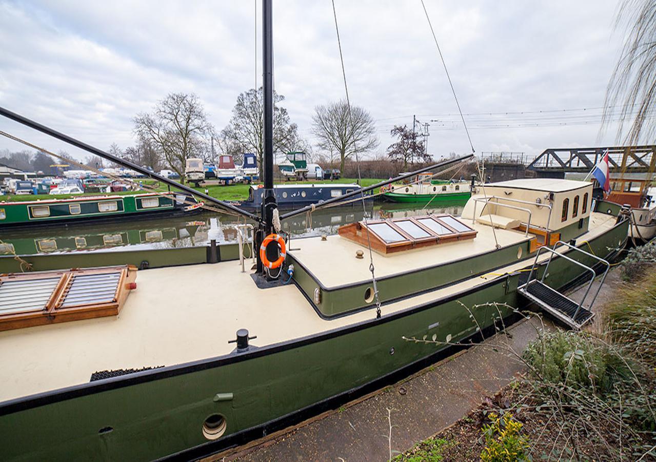 Hotel Barge Waternimf Ели Екстериор снимка