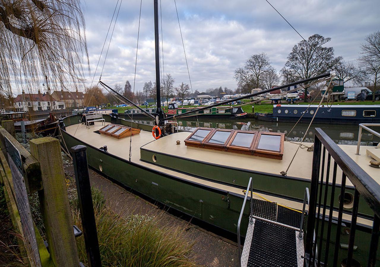 Hotel Barge Waternimf Ели Екстериор снимка