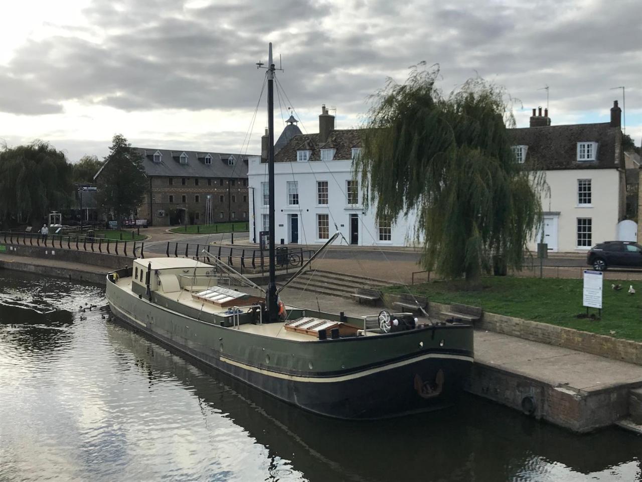 Hotel Barge Waternimf Ели Екстериор снимка